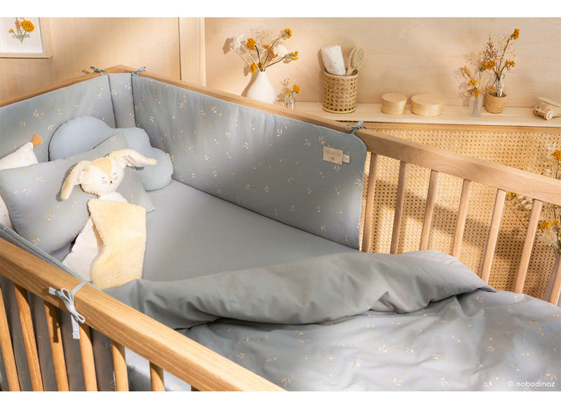 Linge lit tour lit complet coussin et décoration chambre bébé